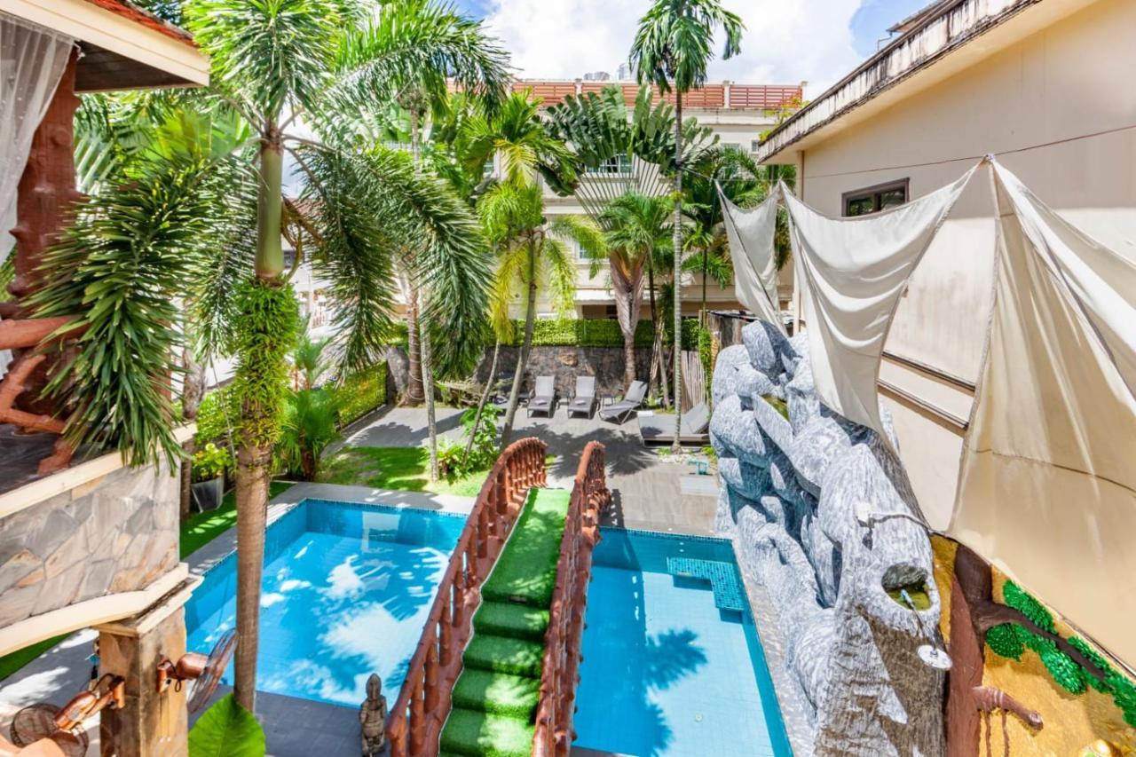 Villa Cologne​ @Nanai Villa Patong Luaran gambar